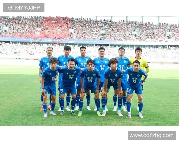 南京足球队荣登足球节奏排行榜第四名展现出色竞技实力与团队协作